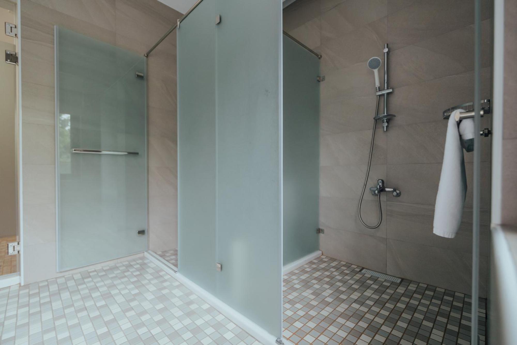藴慢築 茶花藝主題民宿 Yun Man Zhu Homestay Gongguan Luaran gambar